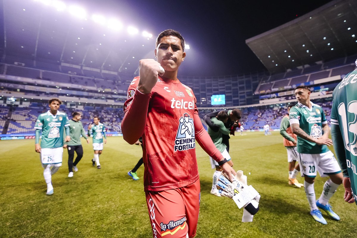 Club León tweet media