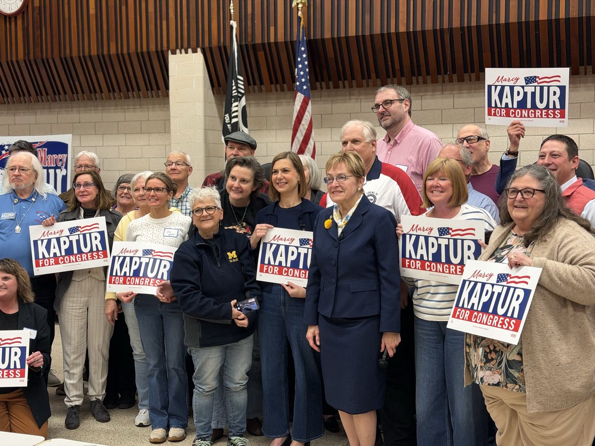 ElissaSlotkin's tweet photo. Such a treat to campaign for the OG @Marcy_Kaptur in Toledo at historic @UAW Local 12. Marcy is an institution in Northwest Ohio, for good reason. She’s a proven fighter, an independent thinker, and tough as nails. https://t.co/IEAky5AHRD