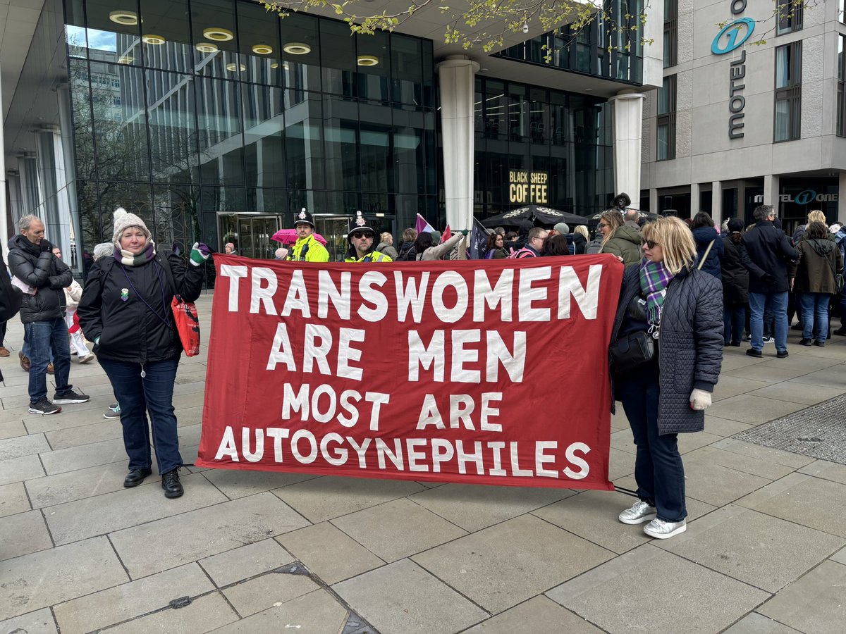 Belstaffie's tweet image. A very successful 199Days event in #Manchester2026 was had by all attendees and speakers who can be seen on @WomensWorkUK X account. 

There was a teeny weeny  counter-protest by 13 trans rights activists. Their protest was ineffective. 

The event was policed really well. Thank