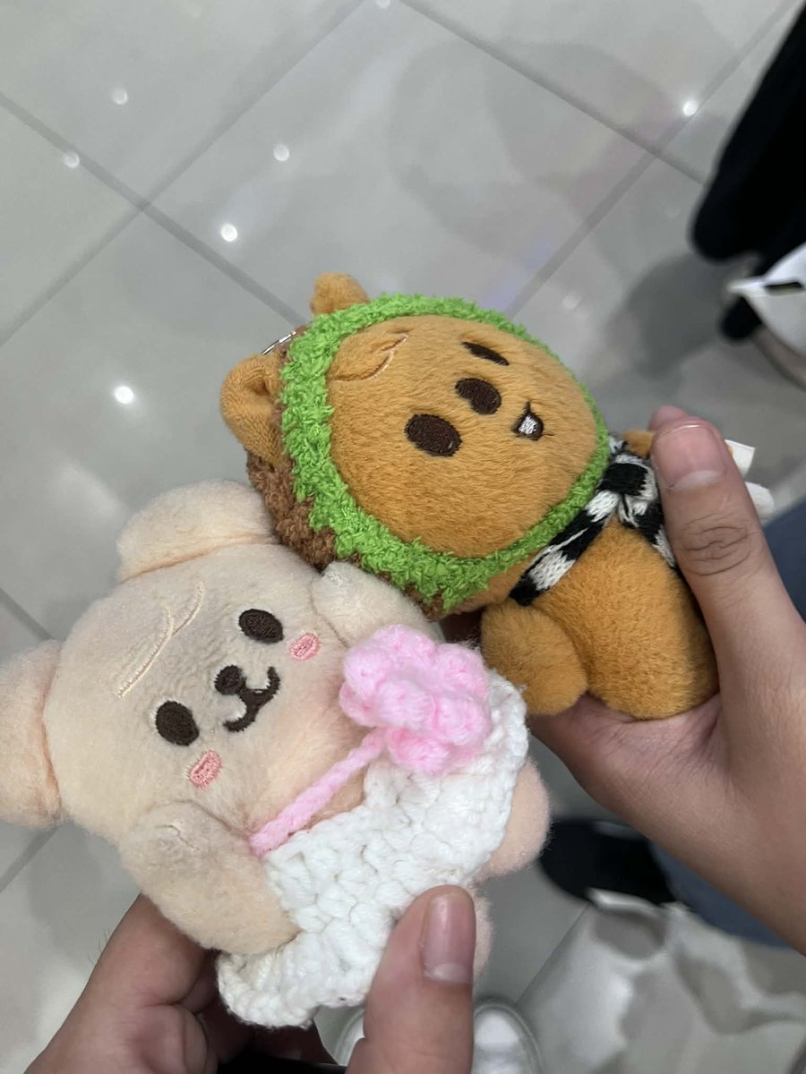 𝘢𝘺𝘢𝘥𝘰𝘰𝘭 💭 🩷🤍 tweet media