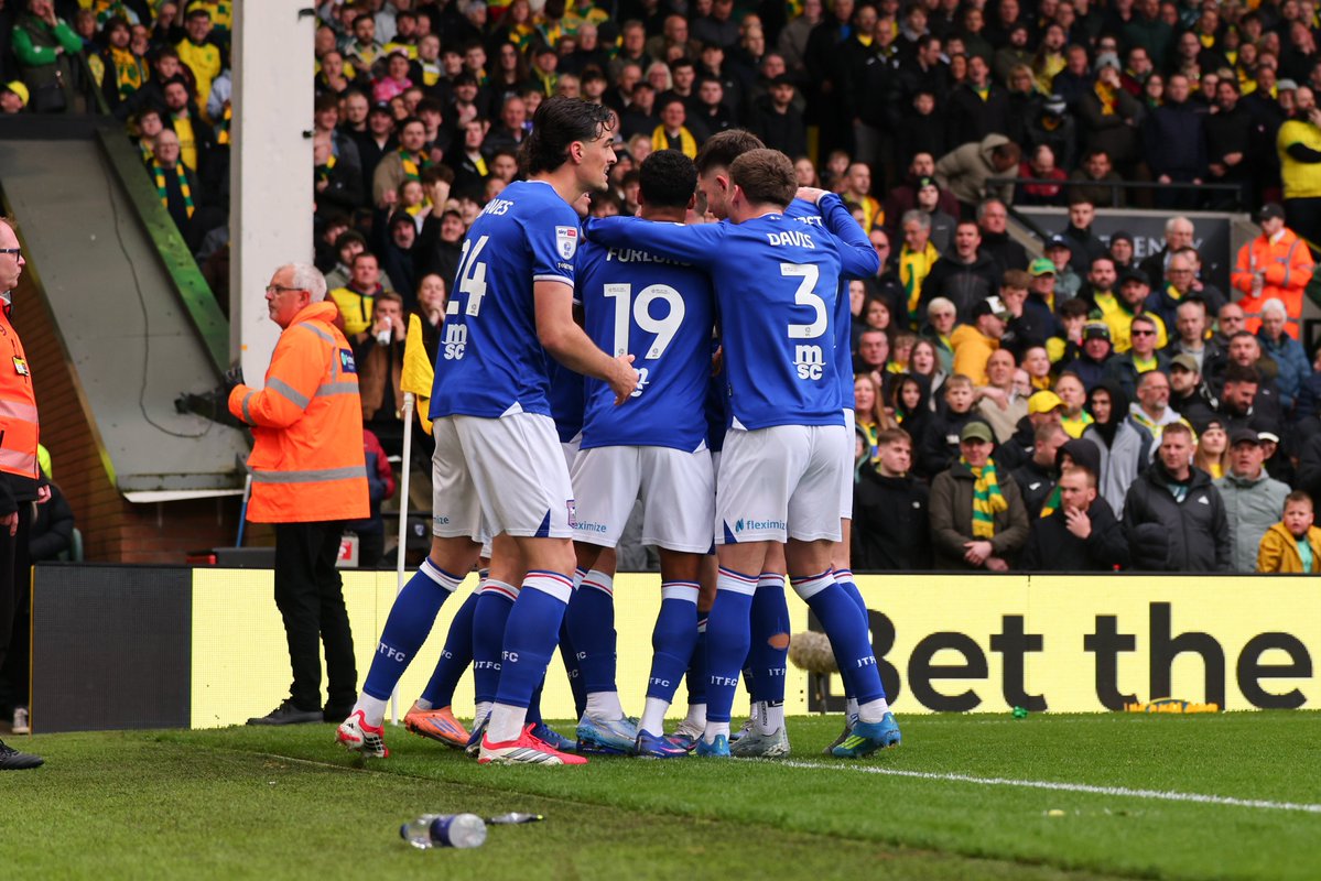 Ipswich Town tweet media