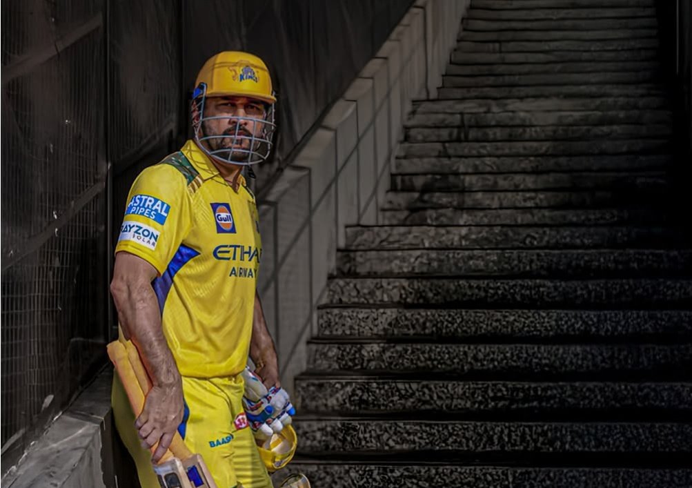 MAHIYANK™ tweet media