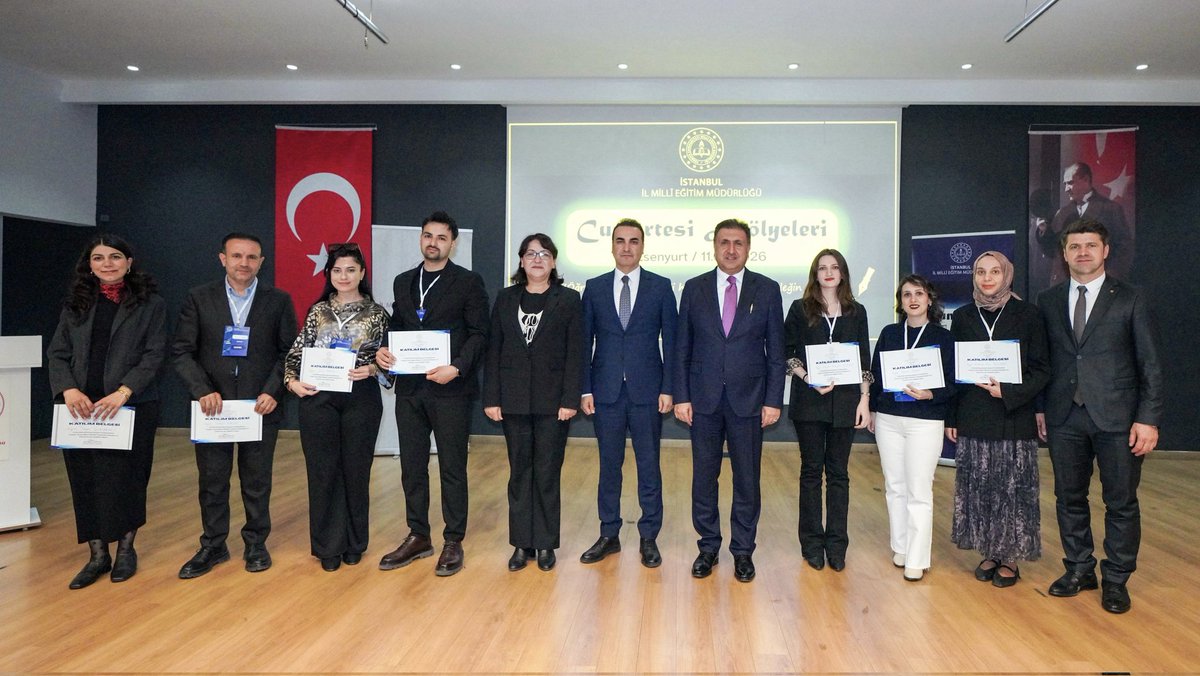 istanbulilmem's tweet photo. ✨ Müdürlüğümüzce düzenlenen "Türkiye Yüzyılı Maarif Modeli Cumartesi Atölyeleri"; İl Millî Eğitim Müdürümüz Murat Mücahit Yentür, Doğuş Üniversitesi Rektör Yardımcısı Prof.Dr.Şirin Karadeniz, eğitim yöneticileri ve öğretmenlerimizin katılımıyla Yusuf Özvatan Ortaokulunda gerçekleştirildi.

Eğitim ailemizle birlikte daha güçlü bir geleceğe! ✨

📍Esenyurt

@tcmeb @Yusuf__Tekin @MucahitYentur