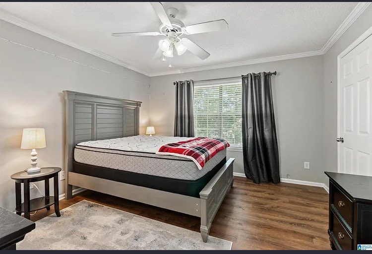 AndrewJBoneRE's tweet photo. For sale! Tuscaloosa, Alabama! 2BR/2BA condo less than mile from University of Alabama. Visit year round for all sports! Everything school! Terrific investment. Furniture also available! All ready for your next trip, college student or location perfect to live full time! https://t.co/A0g8cKXWqZ