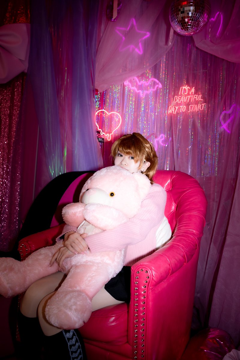 暁星リン tweet media