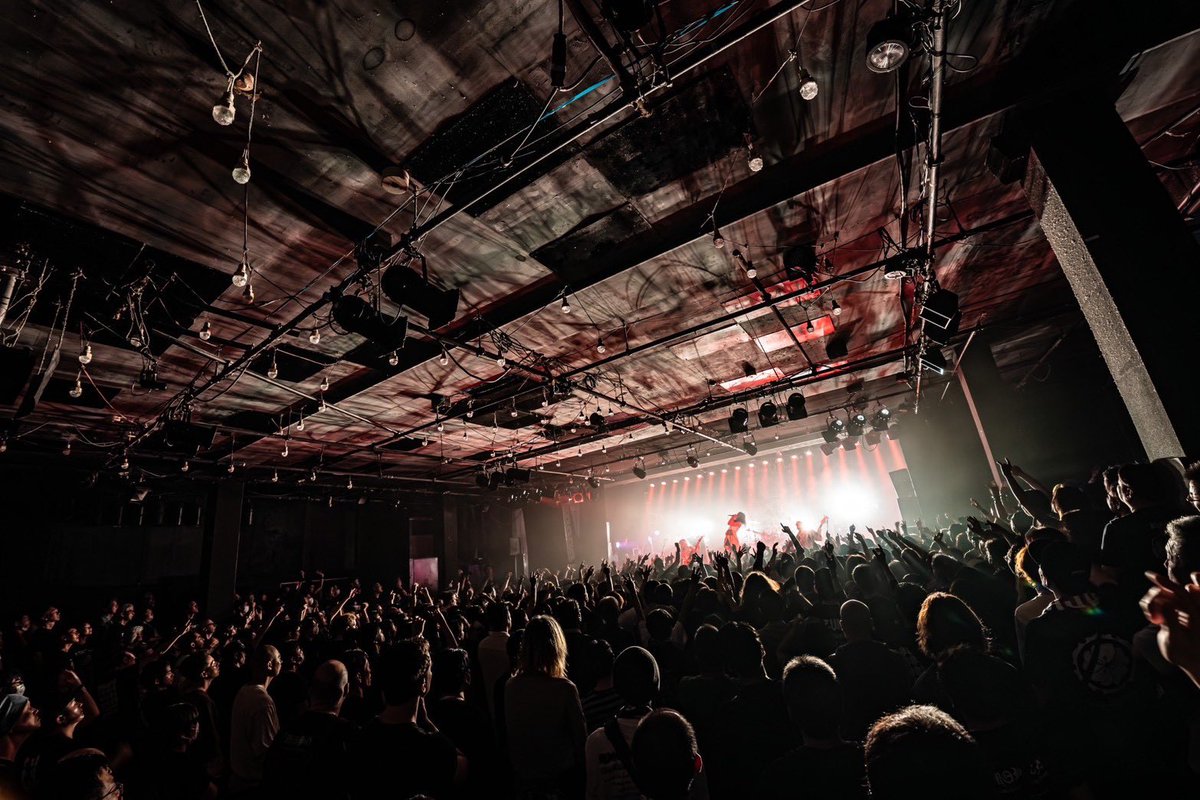 NEMOPHILA_band's tweet image. 本日は、
NEMOPHILA 1st EP 五臓 -GOZO-
Release Tour 2026『上弦』
［東京］恵比寿LIQUIDROOM公演

ありがとうございました！！！

ギチギチのフロアに凄まじい熱気🔥
ステージもフロアも激アツな、セミファイナルに相応しいサイコーな夜でした🌓