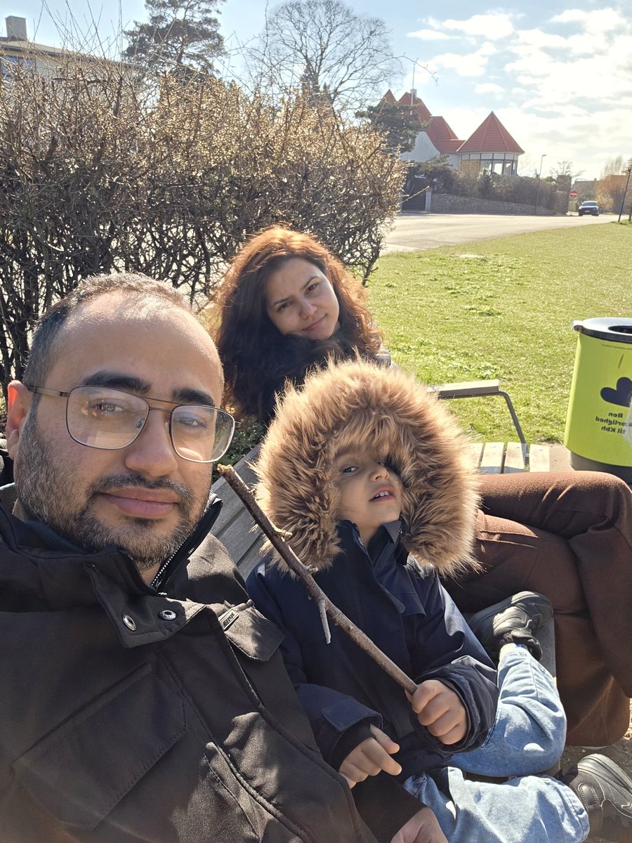 funnyguy744's tweet image. शनिवारको दिनचर्या: सानो परिवार तर सँगै बिताएका अमूल्य पलहरू 👨‍👩‍👦❤️
#familytime 
#weekend