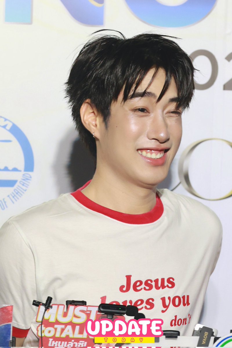 UPDATE TODAY tweet media