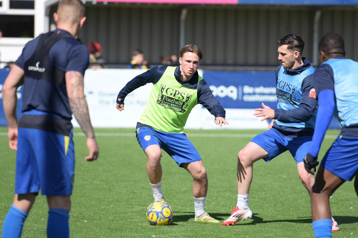 SpaldingUnited's tweet photo. 🔵 Warm-ups underway.

#SpaldingUnited https://t.co/Npp9Q2f4Ad