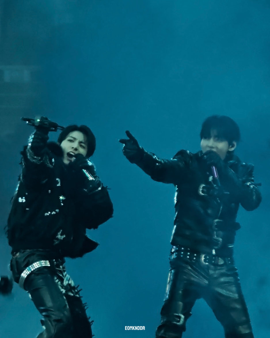 Eomknddr tweet media