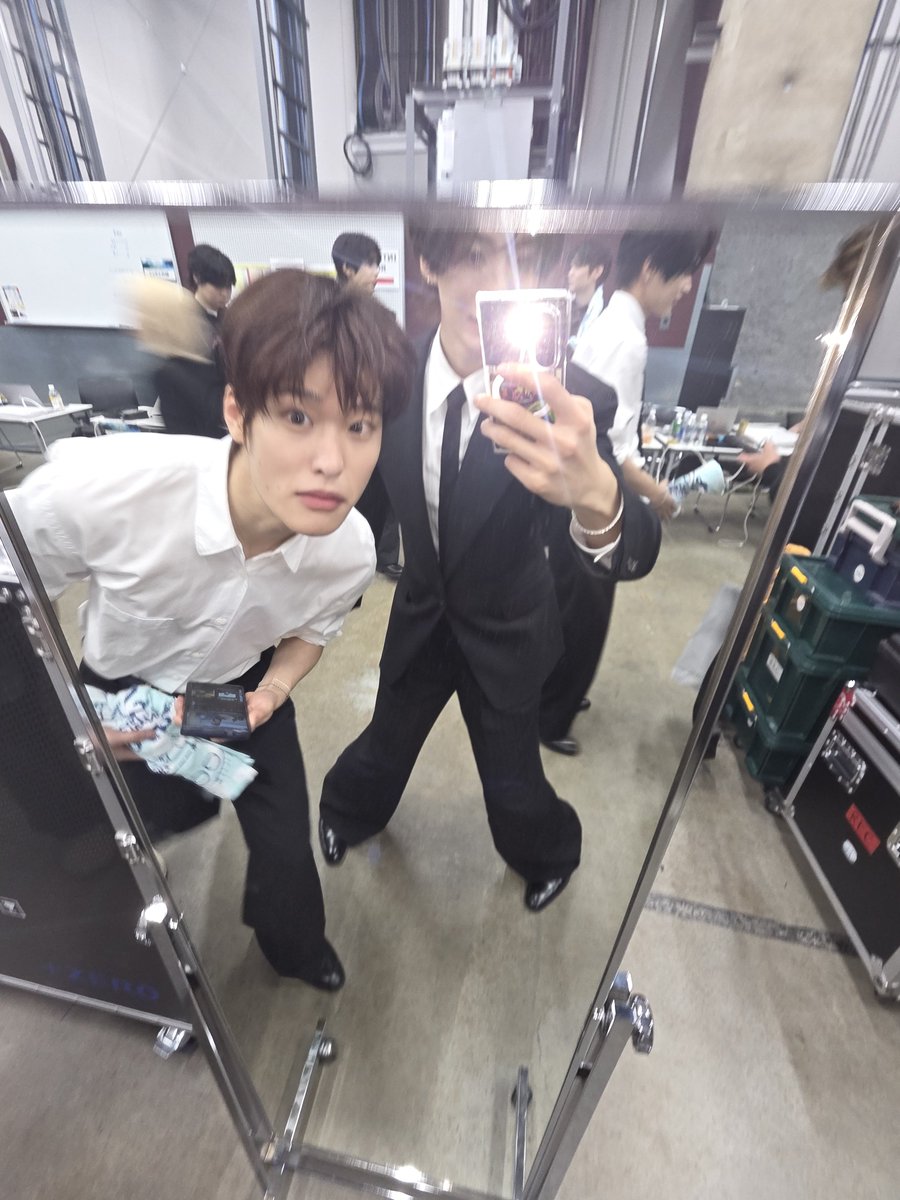 바보 tweet media