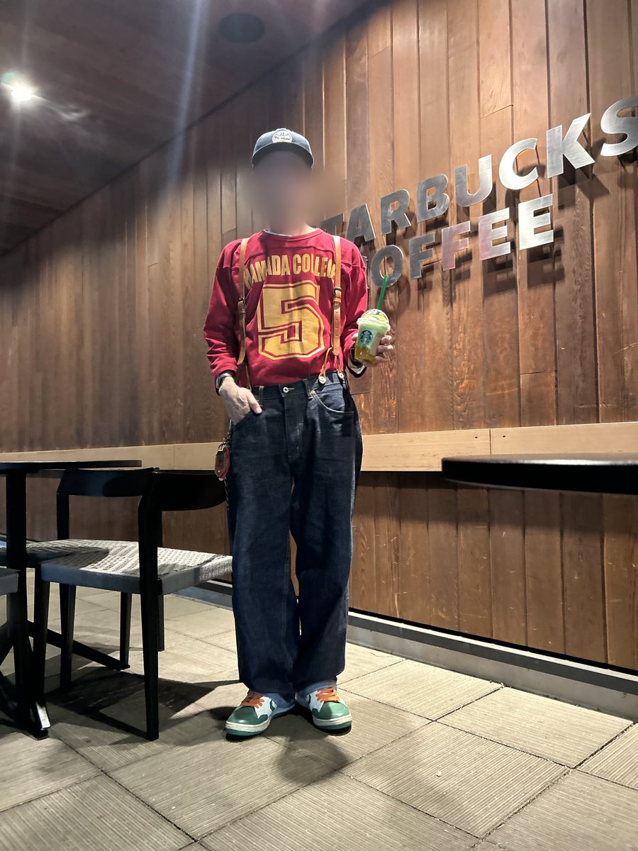 SanDiego_Jordan's tweet image. 朝から原宿に。
午後から用事があったのですが、111番。
残念ながら入店できませんでした。

今、店舗ごとにそれぞれ5種類のものを販売しているらしいですね。
行きつけの場所は、THE フラペチーノofメロンofメロン。
次回はどの味を求めて店舗へ行こうかなと。
#tcbjeans
#converse
#sapeur