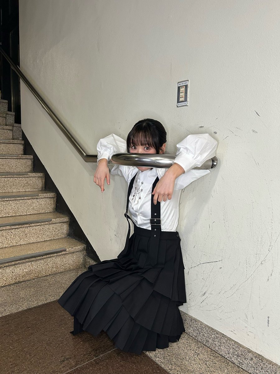 로로미 tweet media