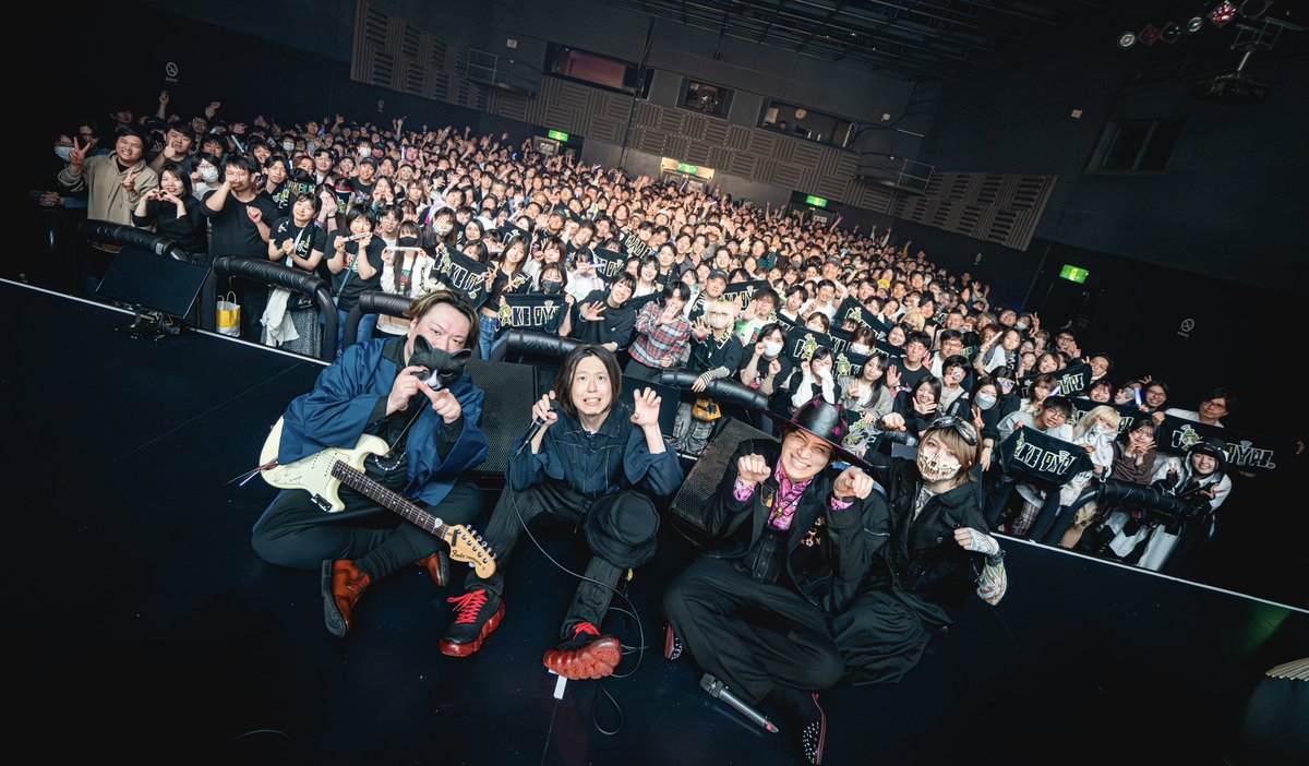 faketype's tweet image. ＼ 4/11(土)大阪／ #BIGCAT

THANK YOU SOLD OUT🔥

#FAKETYPE. TOUR #COPYCATS 大阪公演
ご来場いただいた皆さまありがとうございました✨

次はツアーファイナル！!
4/17(金) #KTZeppYokohama でお会いしましょう🎩🍷

photo by 
@newfatglory