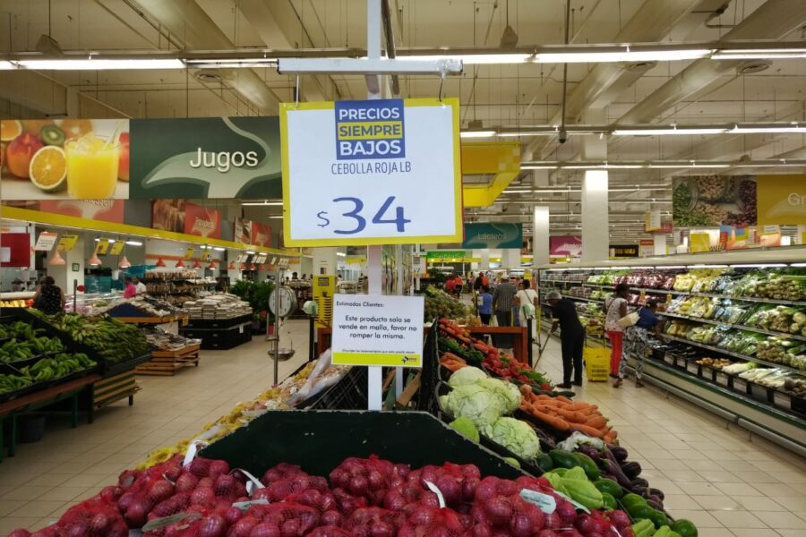 ElDia_do's tweet image. ¿Colmado o supermercado? Dónde rinde más el dinero al comprar comida

Más detalles en : eldia.com.do/colmado-o-supe…

#Colmados #Supermercados #dinero