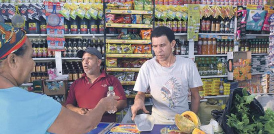 ElDia_do's tweet image. ¿Colmado o supermercado? Dónde rinde más el dinero al comprar comida

Más detalles en : eldia.com.do/colmado-o-supe…

#Colmados #Supermercados #dinero