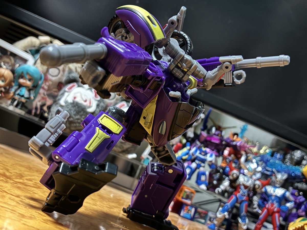 🍁🍊 tweet media