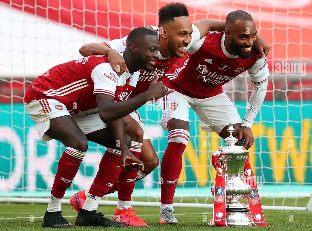 k #ARTETAOUT tweet media