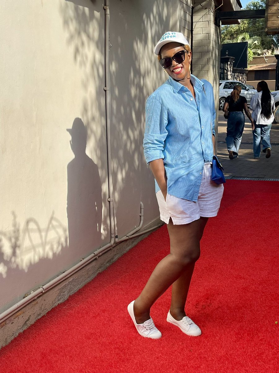 Appelez-moi-Kizza tweet media