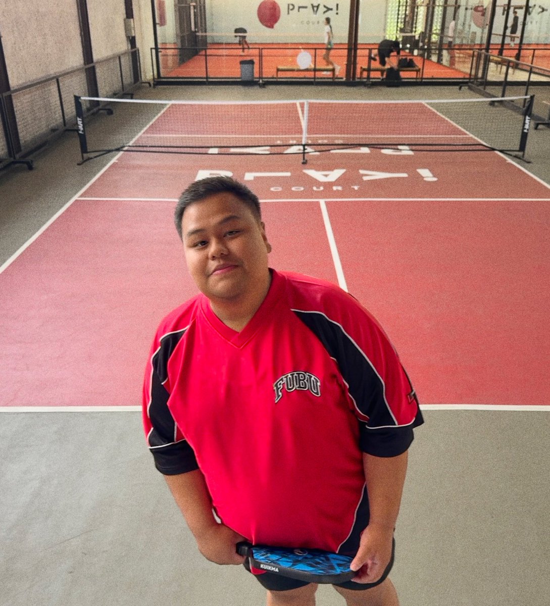 gajahsplit_'s tweet photo. skill pickleball selama ini akhirnya kepake buat coaching anak macan 🩷🤏 https://t.co/aUv1sKXlHH