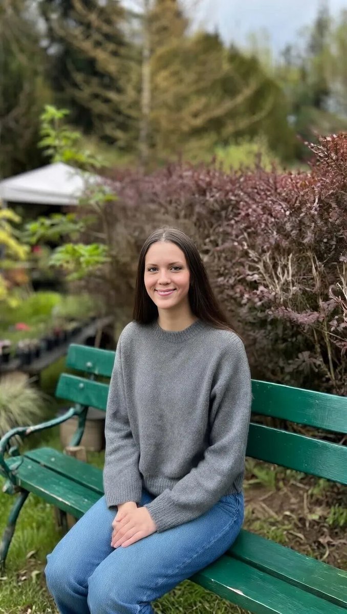 Sophie HELLO tweet media