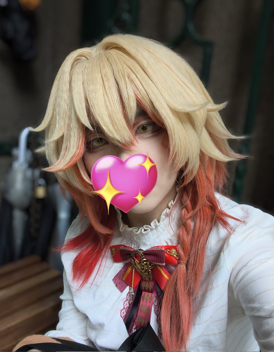 Miyuelsz's tweet image. #PhaideiCafeINA ☀️🍷🫶

Otsukareee phaideilingss~ 
dan ak bru nyadar lupa foto di mirror yg dihiasin phaidei ituu aaaaaaa sedih bgt 🥲
Ak harap kedepannya bakal ada bnyk phaidei cafe event lgie 🤤☝️ (tpi locationnya jgn yg jauh plij😭)