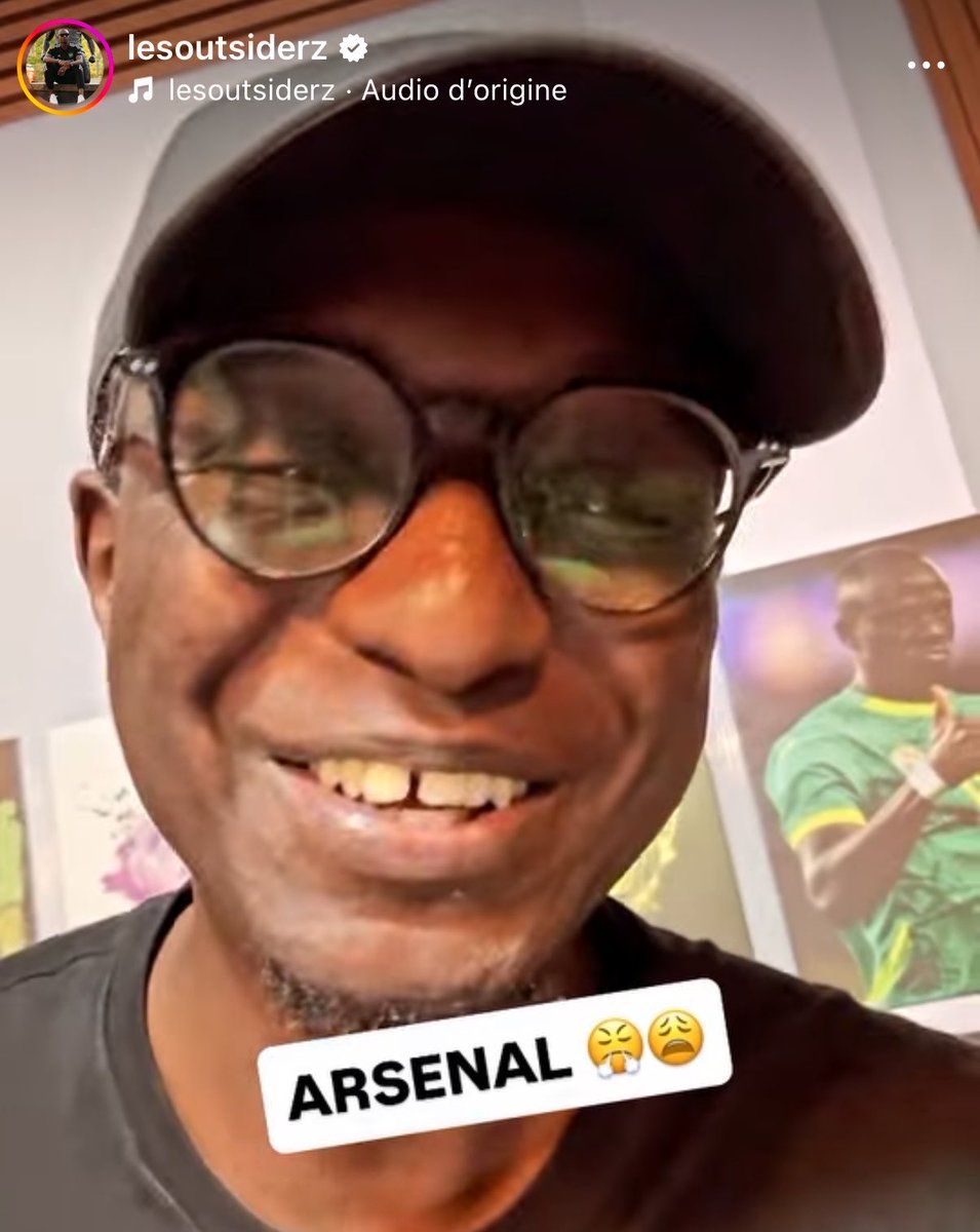 Loguito Fcb tweet media