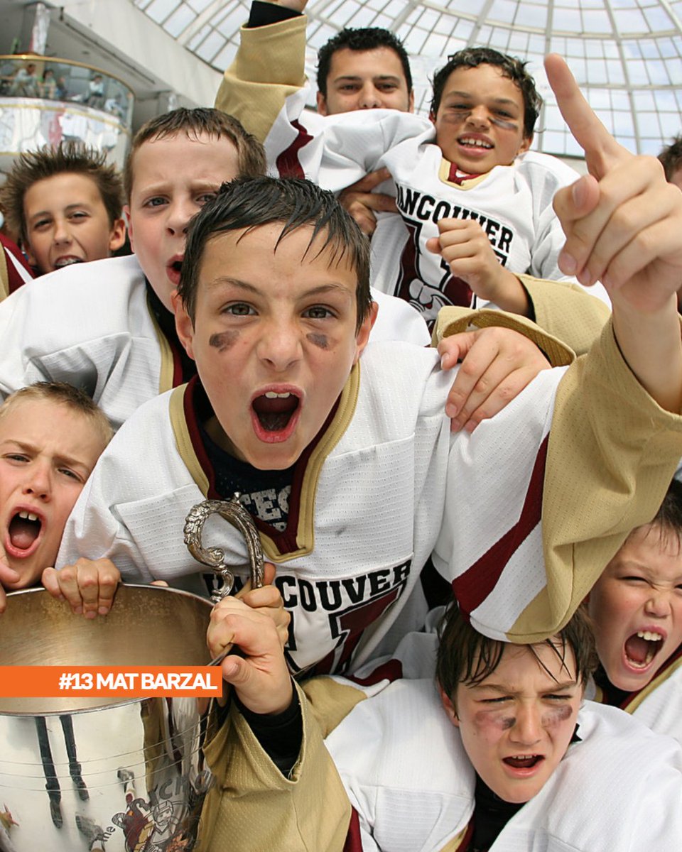 NYIslanders's tweet image. Take a look at the #Isles from their youth hockey days! 🤩