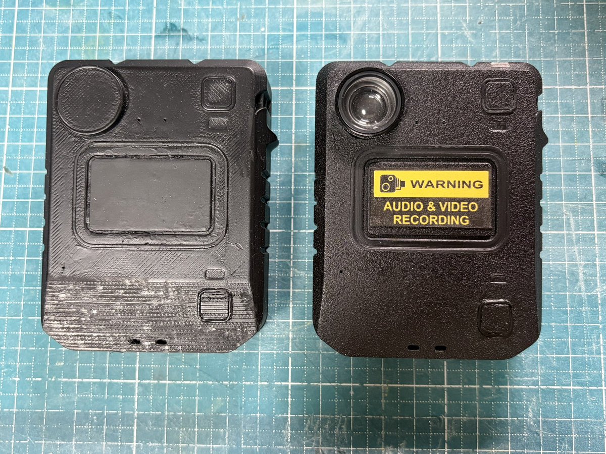 3Dプリンタ製プロップをしばき倒して いい感じにした。 モトローラの