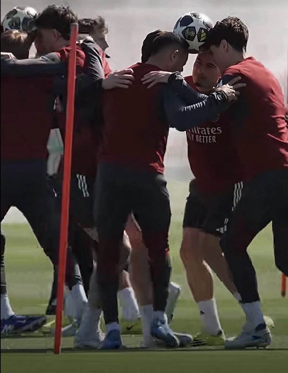ejike_pius's tweet photo. We’re going to win, just play Conner kicks 😂
#ARSBOU https://t.co/SN1e2vDgqi