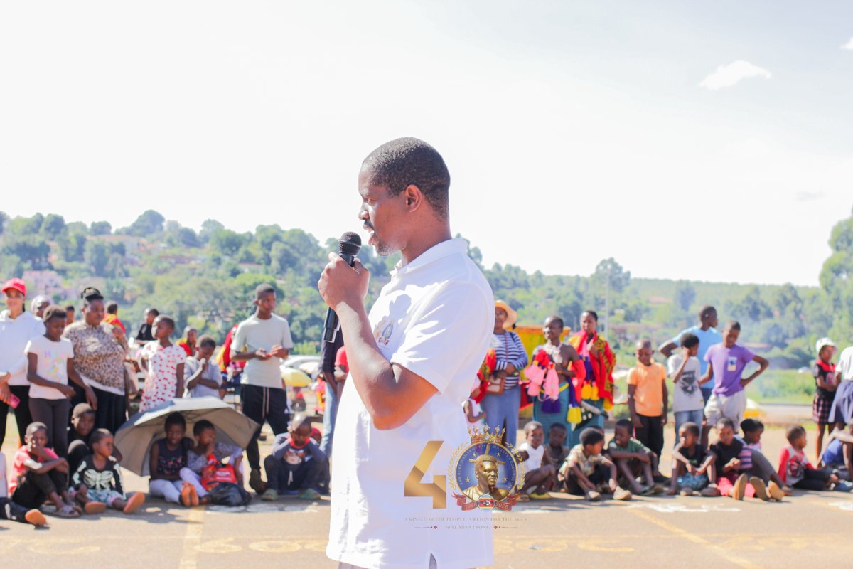 EswatiniHome's tweet image. The Nhlangano Roadshow closed in a vibrant display of unity, culture and national pride as communities came together ahead of the commemoration of His Majesty King Mswati III’s 40 years of leadership.  

#EswatiniAt40 #NhlanganoRoadshow #CulturalPride #Sibhaca #NationalUnity