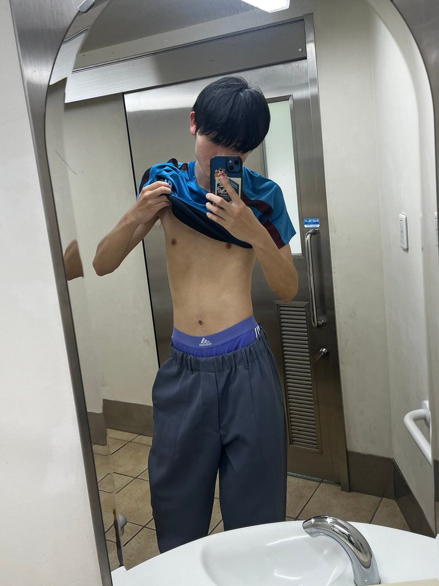 アロンアルファ tweet media