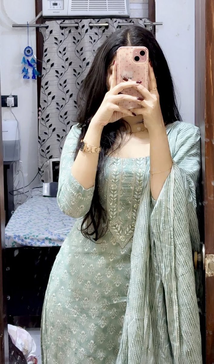 🦋UNZILA H么REEM 🦋 tweet media