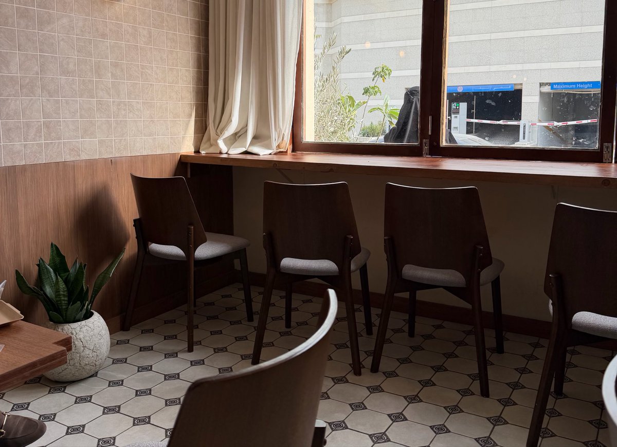 كائن حي tweet media