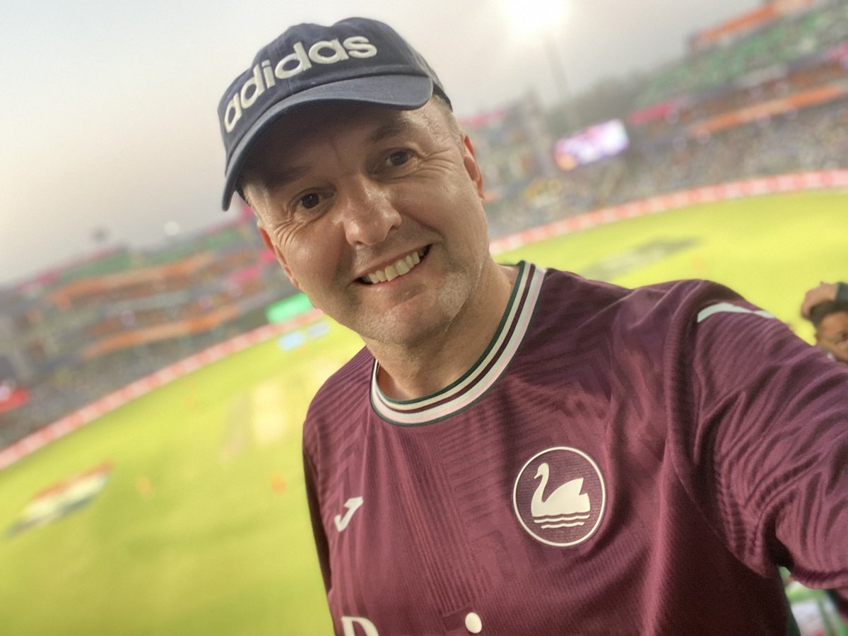 Neil Jones tweet media