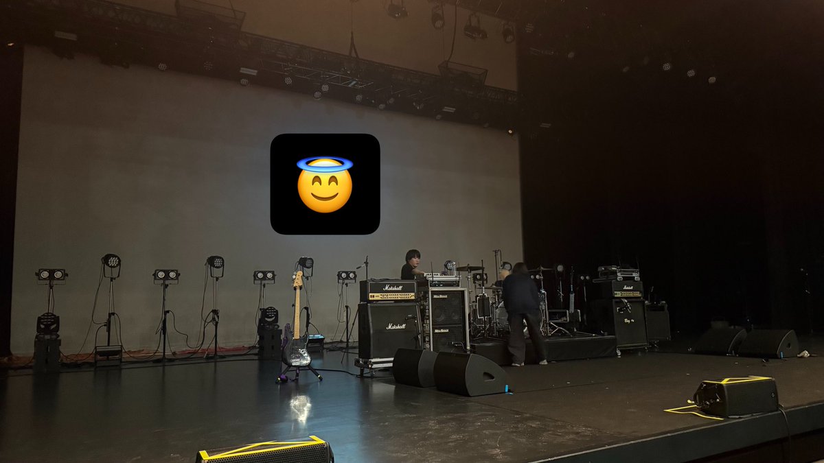 としや tweet media