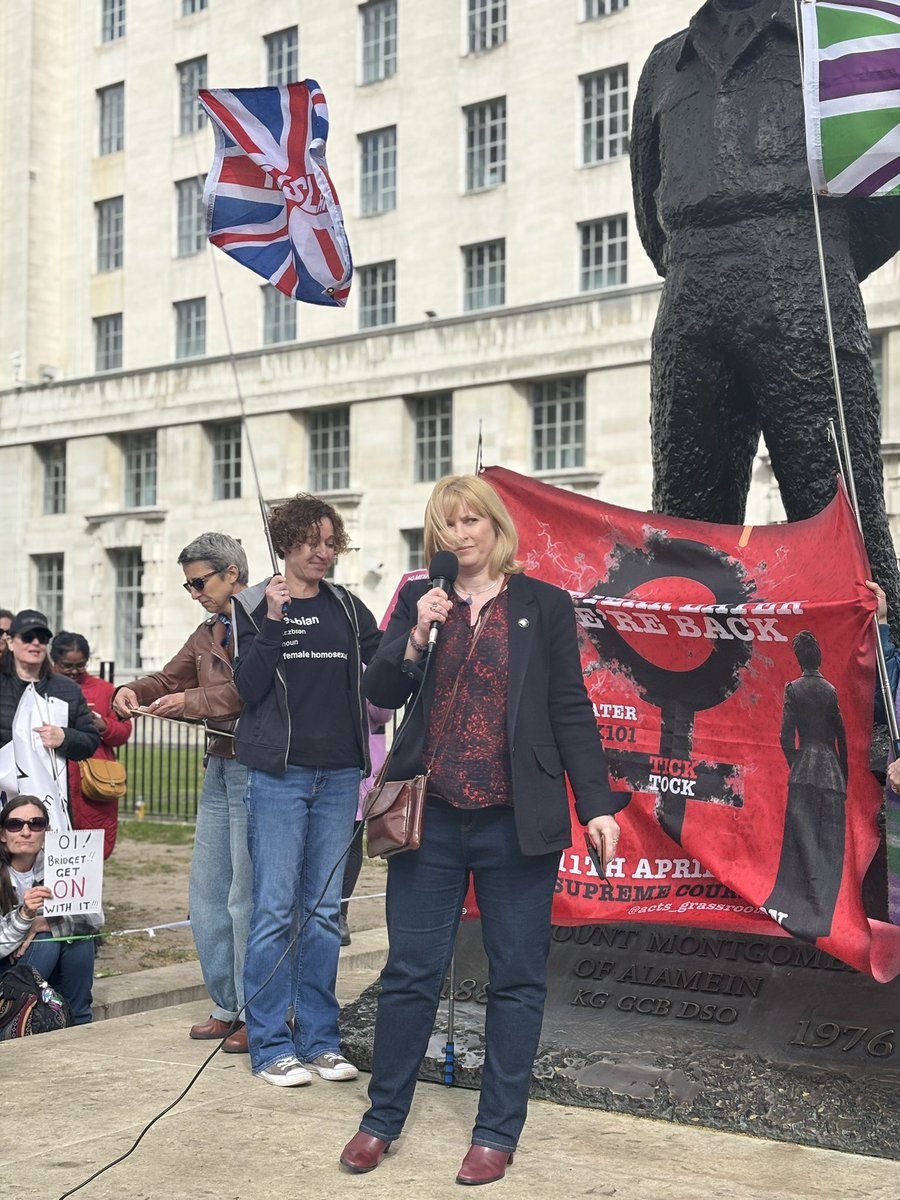 Lily Maynard tweet media