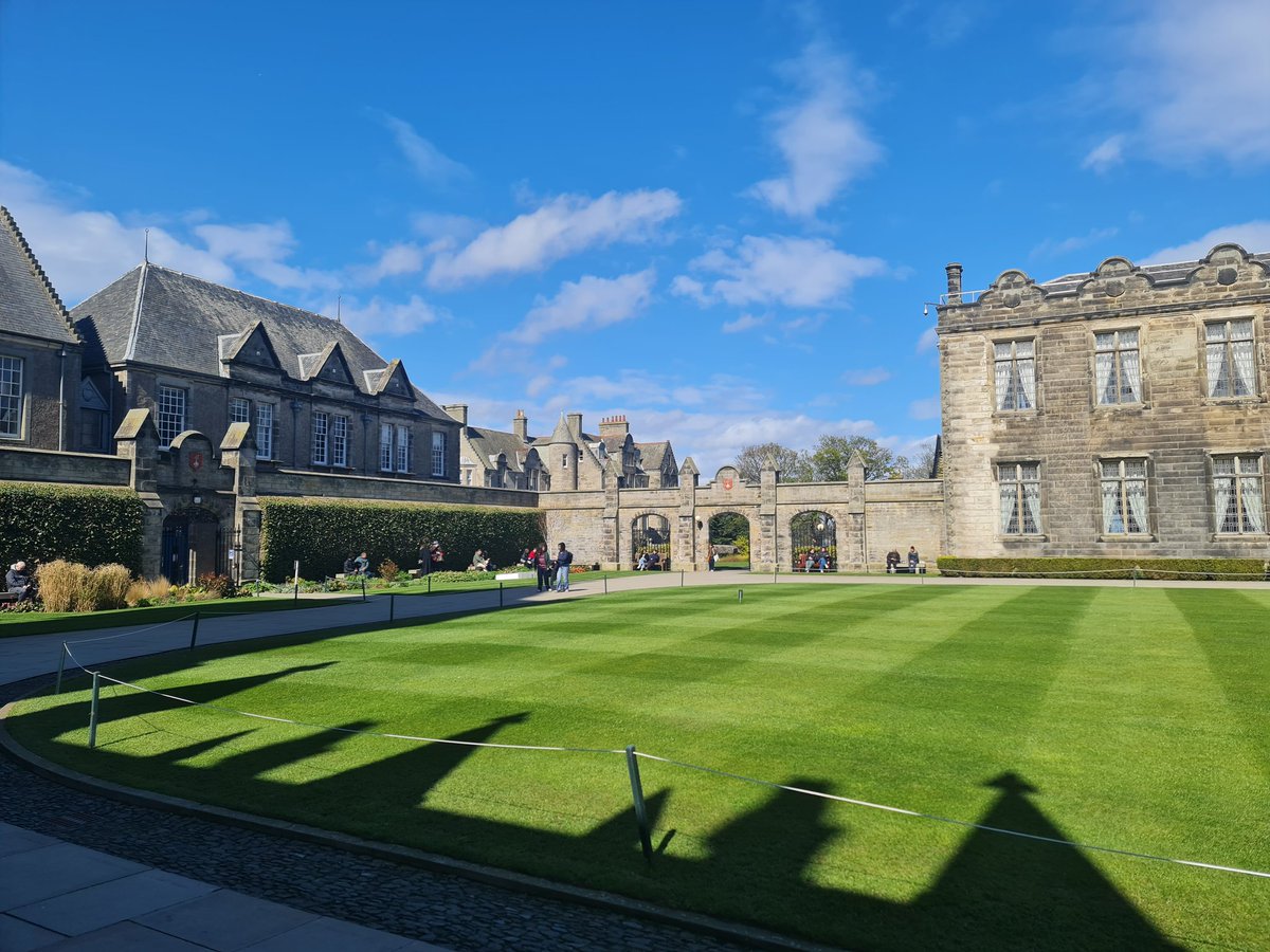 EmmaJane tweet media