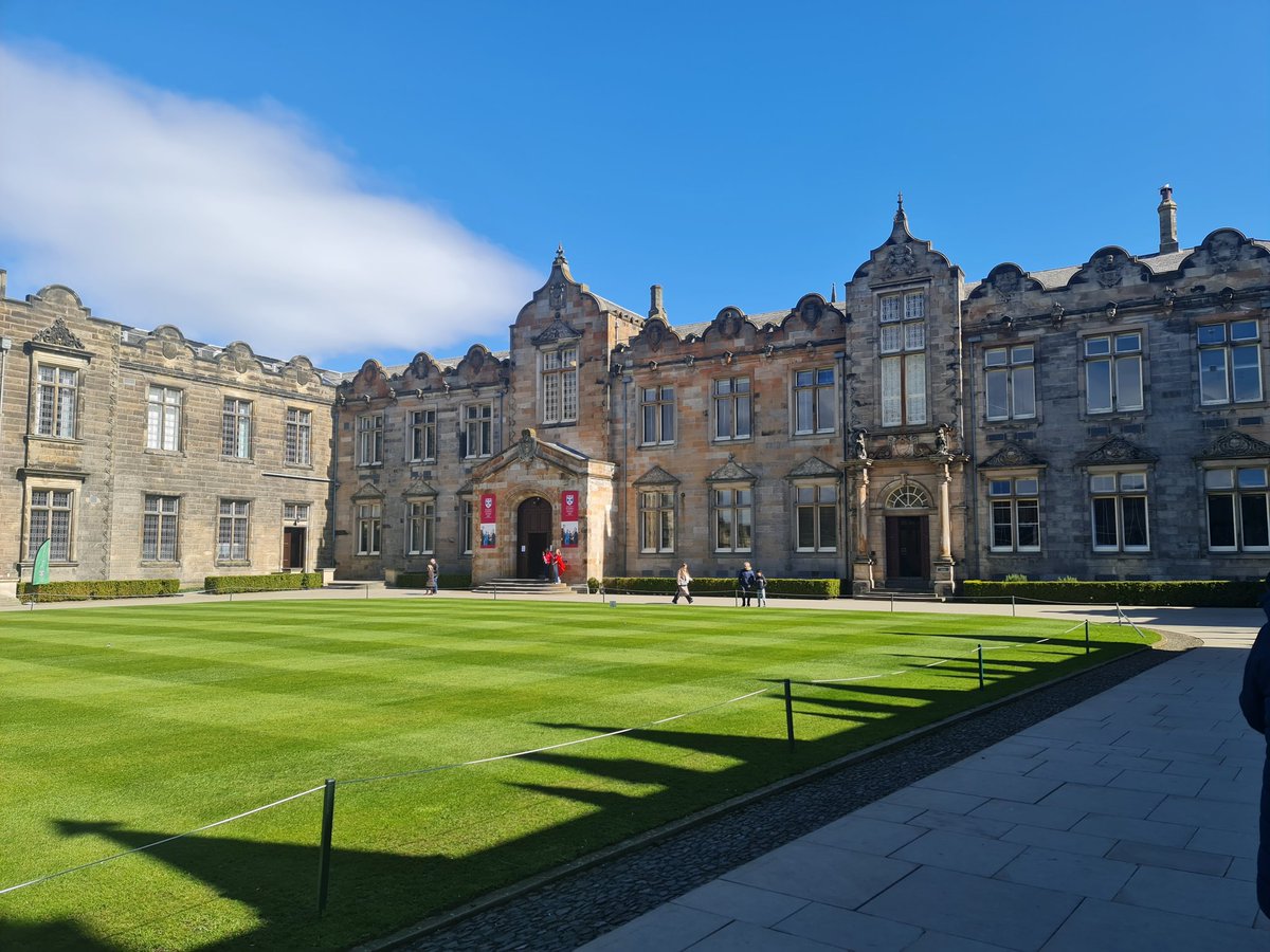 EmmaJane tweet media