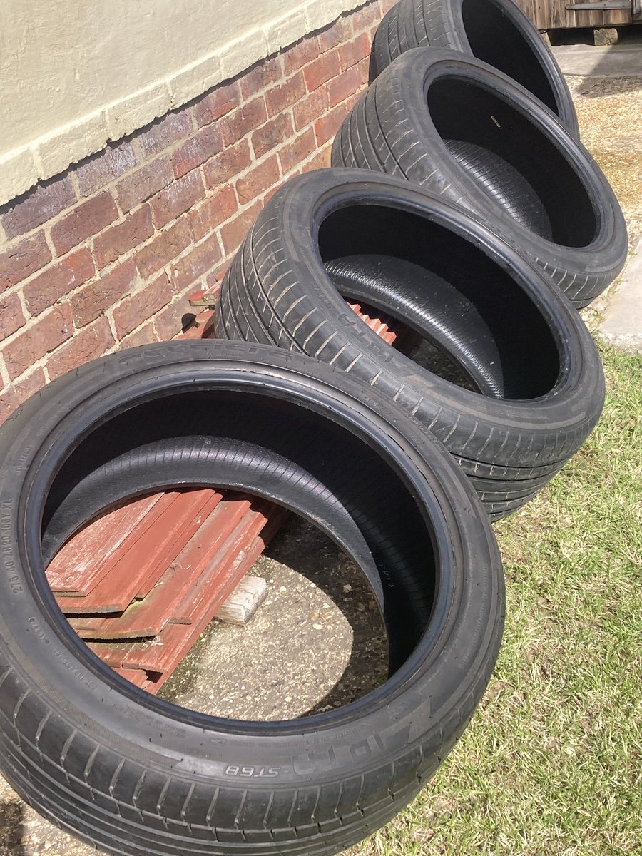 classiccarguru1's tweet image. As Spring is now upon us it’s a great time to do a little vehicle Spring Cleaning

Starting with taking your tyres off &amp;amp; giving them a really good scrub up on the inside for extra concours points #AnotherLevel👍

See the full video in tomorrows #Project Day update thread folks😎