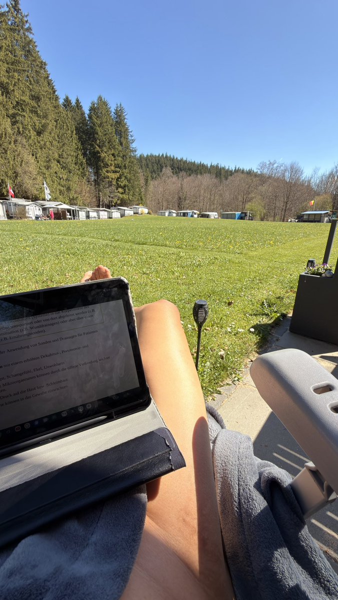 ichbinich tweet media