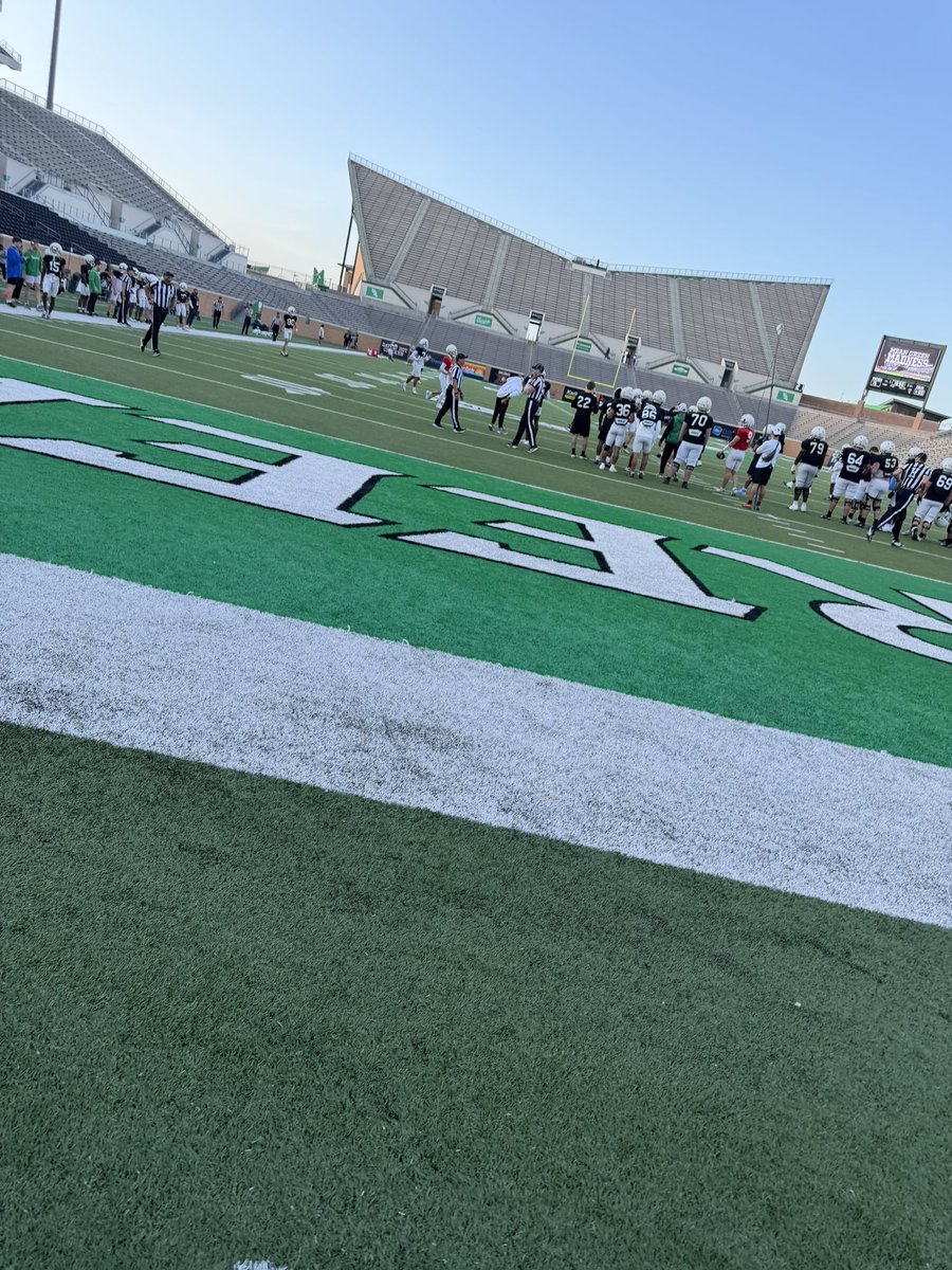 danny_riehl's tweet photo. Thank you @MeanGreenFB for having me out for spring practice. Exited to come watch your spring game and go to your camp.
@SLC_Recruiting @CarrollDragonFB @CoachRaulerson @leemunn87 @BrianSides12 @CoachRazloznik @coachjordan03 @coacherrinjoe @Coach_NealBrown https://t.co/vOFZX4Qkdr