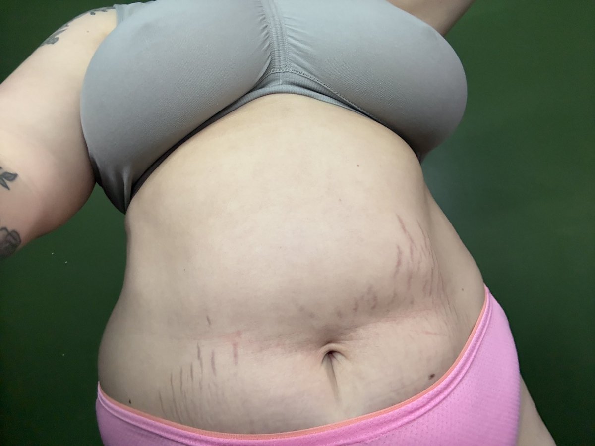 Katie😻 tweet media