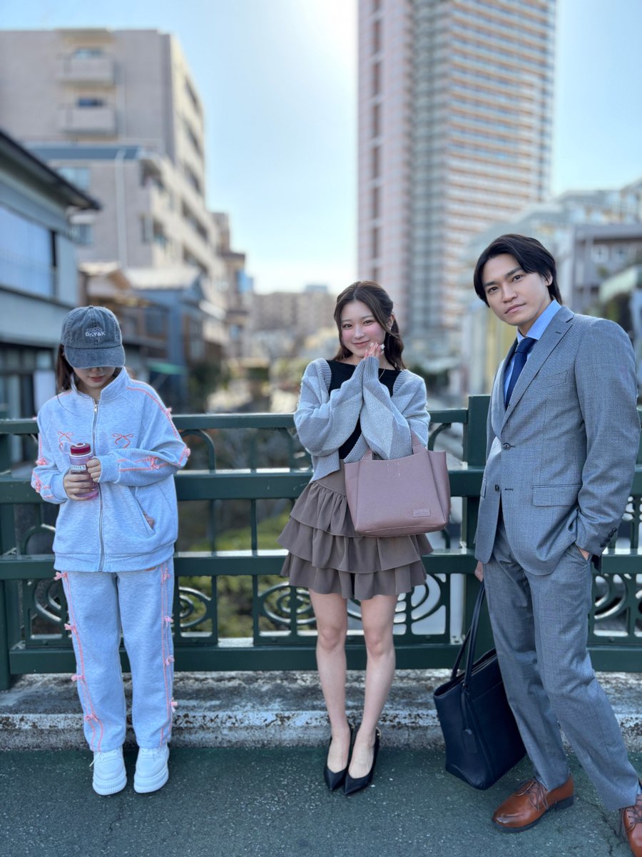 ⋱⋱オフショット⋰⋰

#矢吹奈子 さん、 #矢野ななか さん、 #二階堂高嗣 さんで📸
まだ観てない方は、麗奈の証拠収集のシーンを是非ご覧ください😎

📅毎週水曜深夜1時から放送⛓
最新話まで配信中✅
#TVer のお気に入り登録をお願いします❕
🔗tver.jp/episodes/epm7r…
#サレタ側の復習🤝🔥