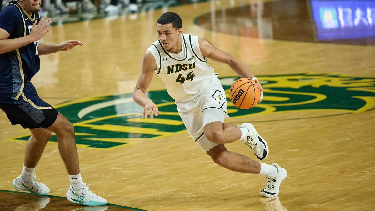 North Dakota State forward Treyson Anderson has signed with Butler, <a href="/PeteNakos/">Pete Nakos</a> reports. 

Averaged 10.4 points and 5.3 rebounds this season. 

on3.com/transfer-porta…