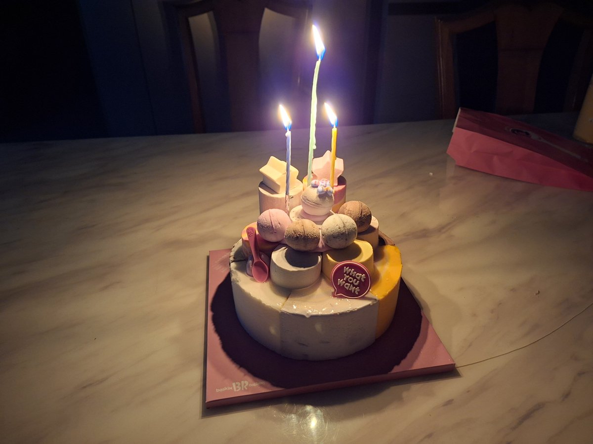 Había ganas de tarta de helado.