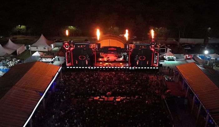 AgoraVale's tweet photo. Gusttavo Lima, Maiara &amp; Maraisa, Simone Mendes e Zé Neto &amp; Cristiano estão confirmados.
https://t.co/Qhe6yhGQTX #agoravale via @agoravale https://t.co/c4NXJ4gxSD