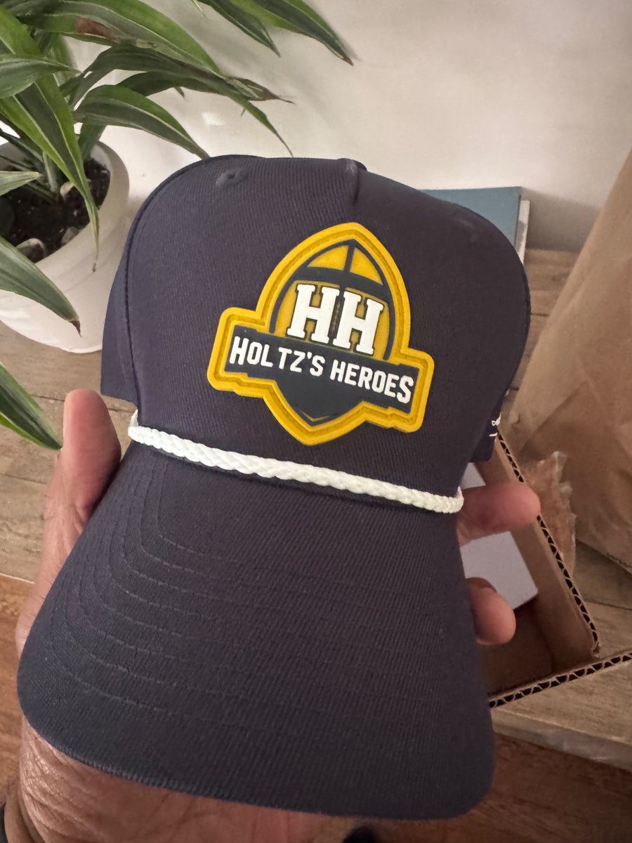 Holtz's Heroes Foundation tweet media