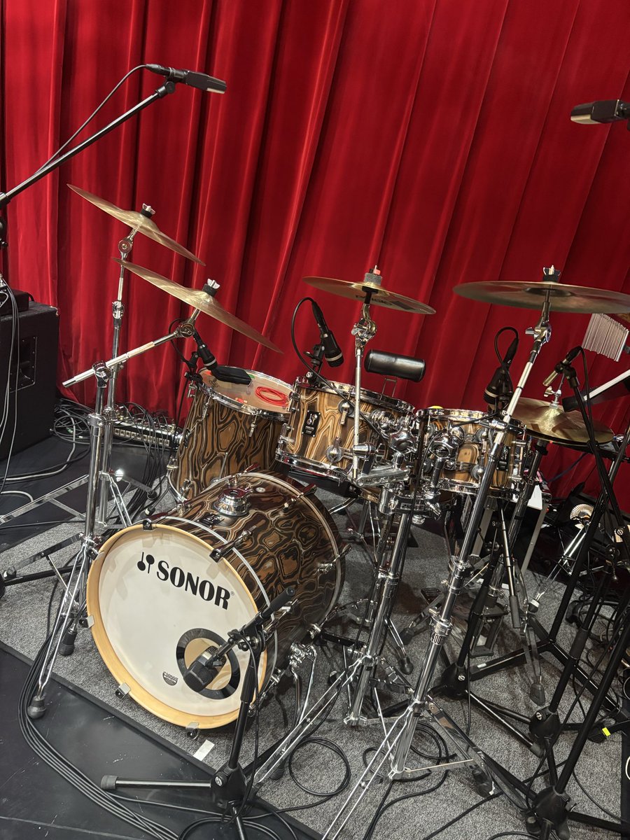 arara0317's tweet photo. 涼風真世さん45周年inビルボードライブ横浜でした！
おめでとうございます！
あつきと木村さん、同時に現場一緒なのは、春のめざめ以来…15年ぶりくらい。めちゃ嬉しかったし楽しかったです！ https://t.co/qN7ox3TyZM