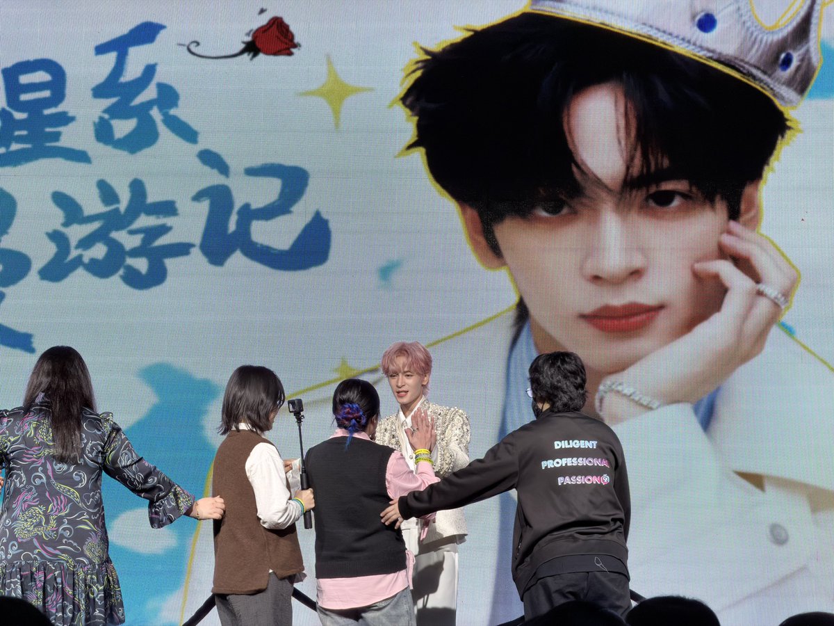 Jambool⋆｡˚🍓°• tweet media